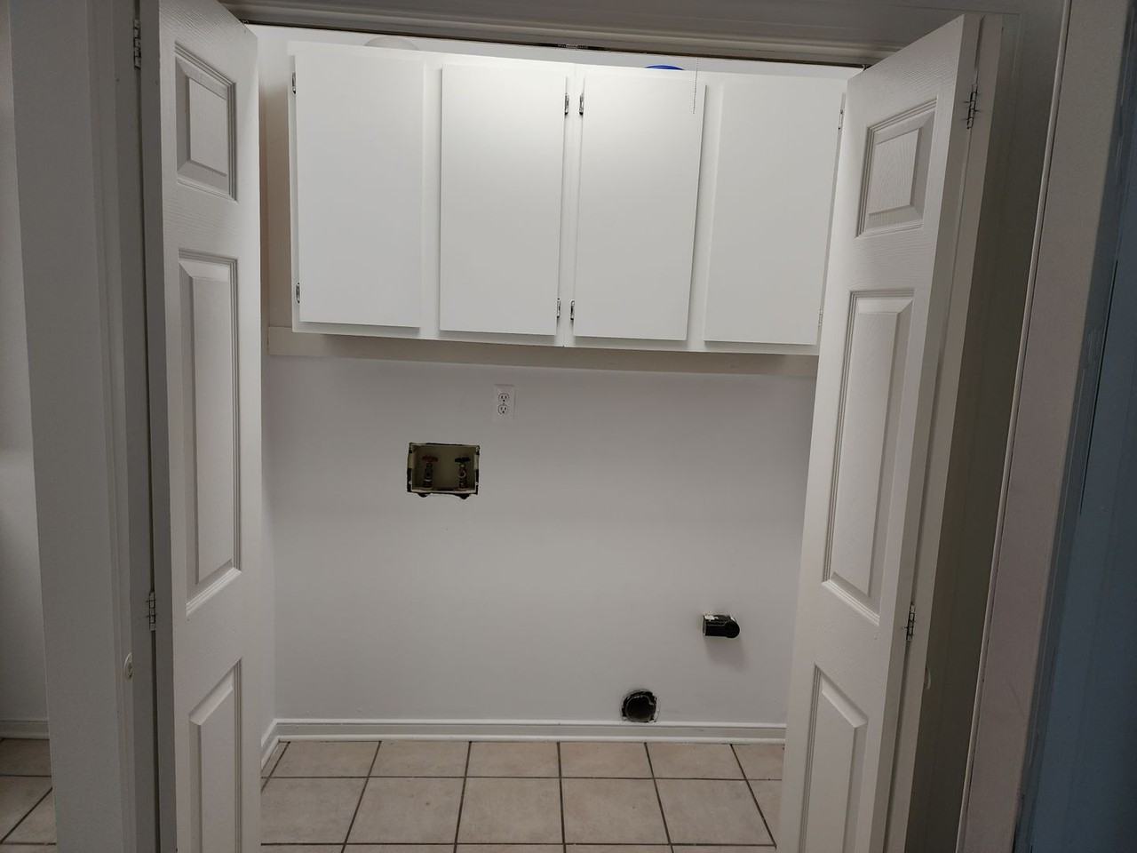 1407 Dispatch Rd - Photo 5 of 23