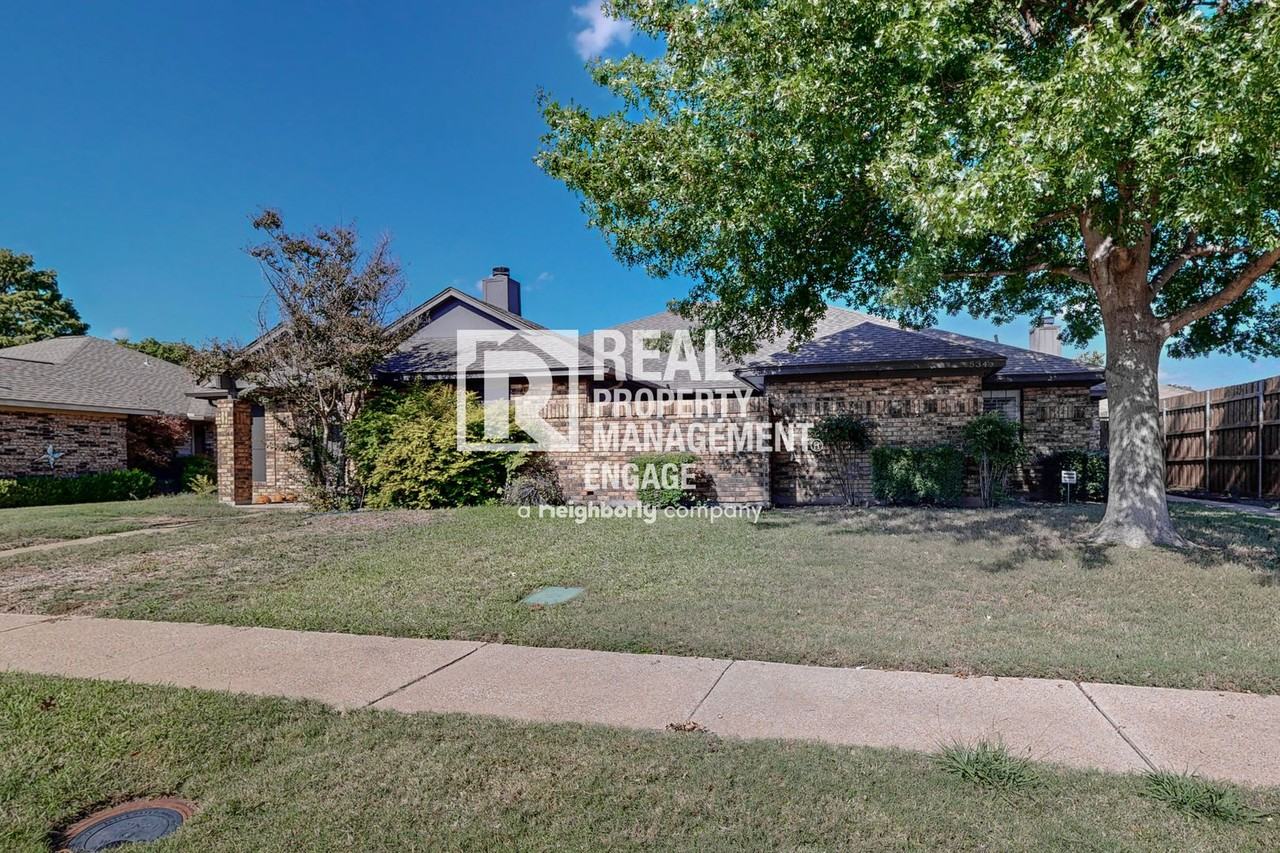 534 Stringfellow Dr - Photo 3 of 35