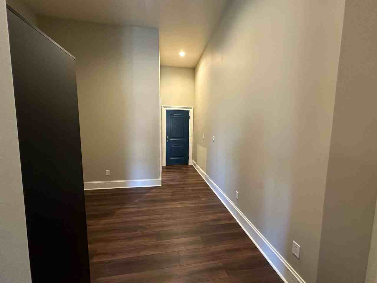 116 E 4th Ave - Photo 7 of 11