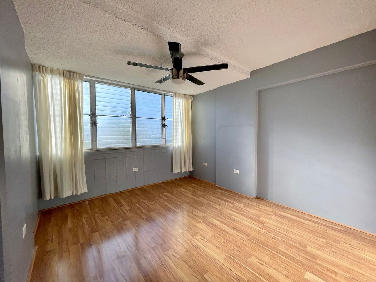 1619 Kamamalu Ave #209 - Photo 2 of 8