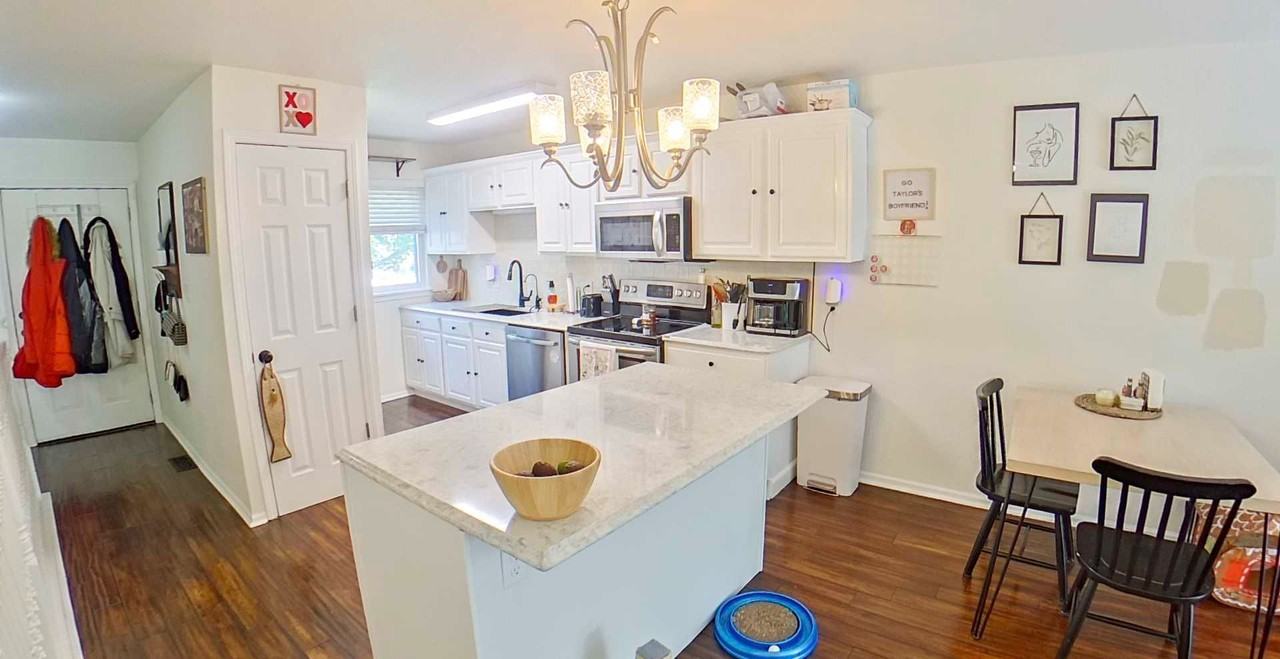 1217 Newfoundland Dr - Photo 2 of 9