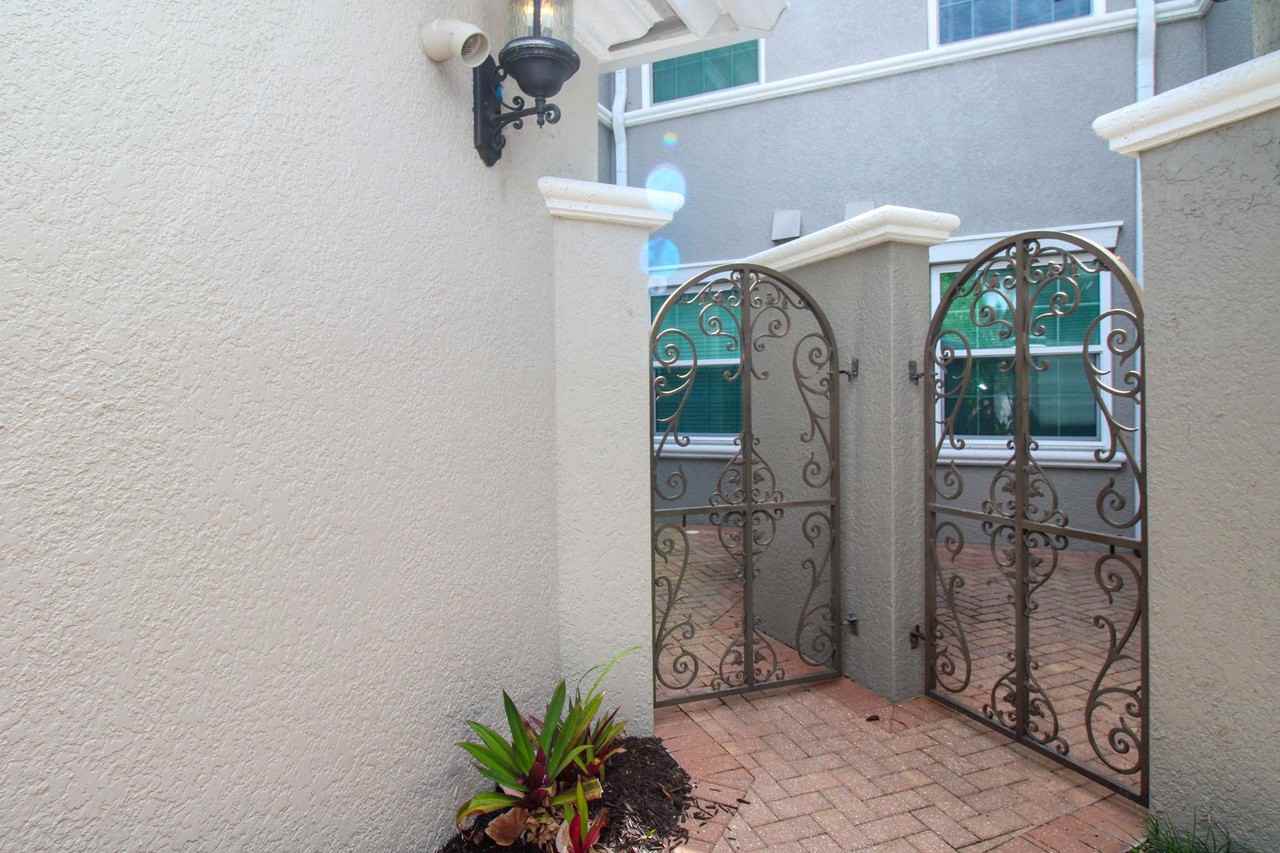 9224 Campanile Cir #203 - Photo 7 of 50