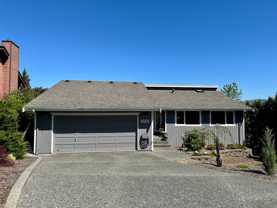 2710 Lakeridge Ln - Photo 1 of 1