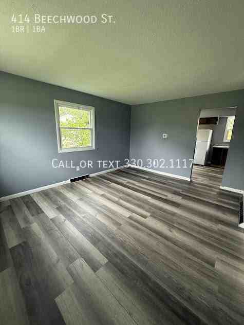 414 Beechwood St - Photo 2 of 7