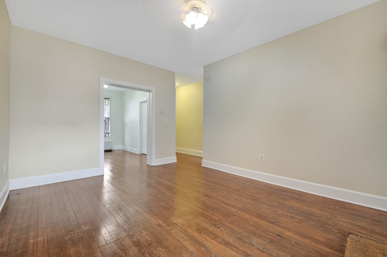 618 Columbia Rd Nw - Photo 2 of 38