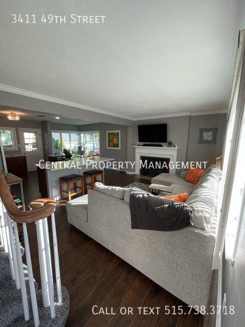 3411 49th St - Photo 3 of 25