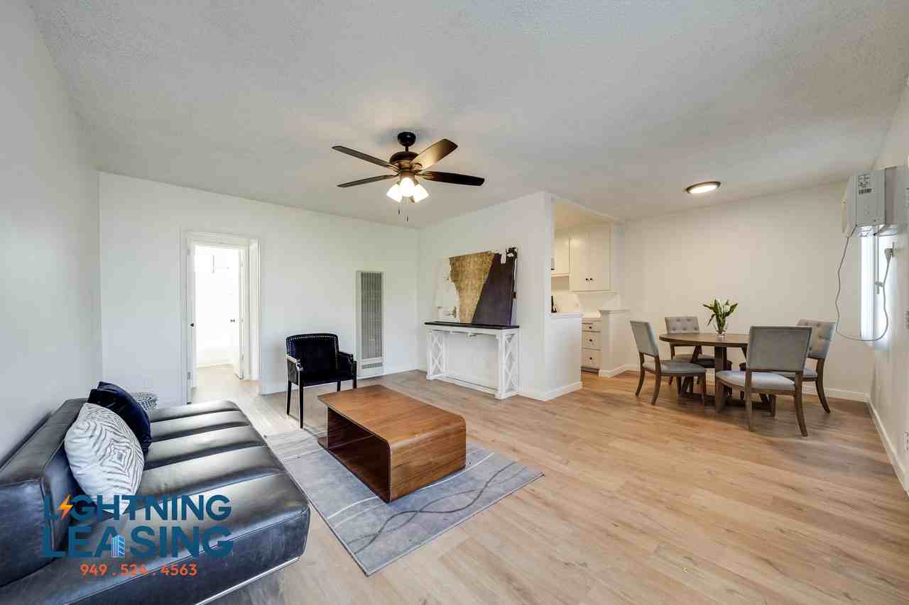 5632 Lexington Ave #9D - Photo 3 of 17