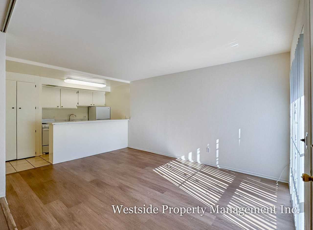 5751 Camellia Ave #103 - Photo 2 of 9