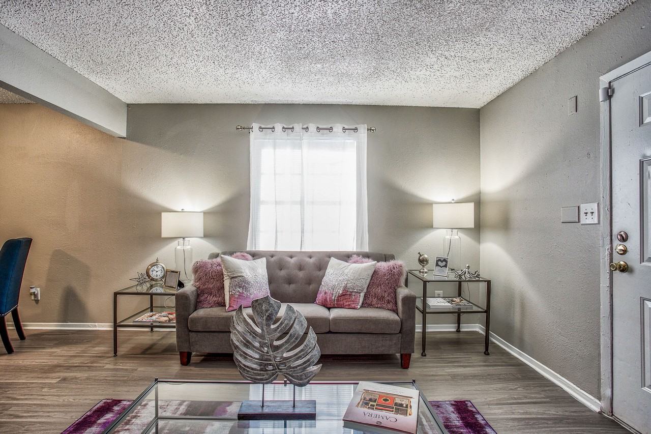 Woodside Flats - Photo 2 of 35