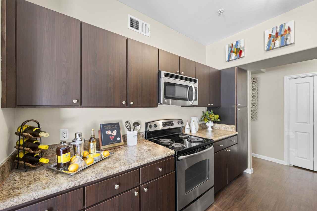 The Pointe at Victoria - Photo 6 of 42