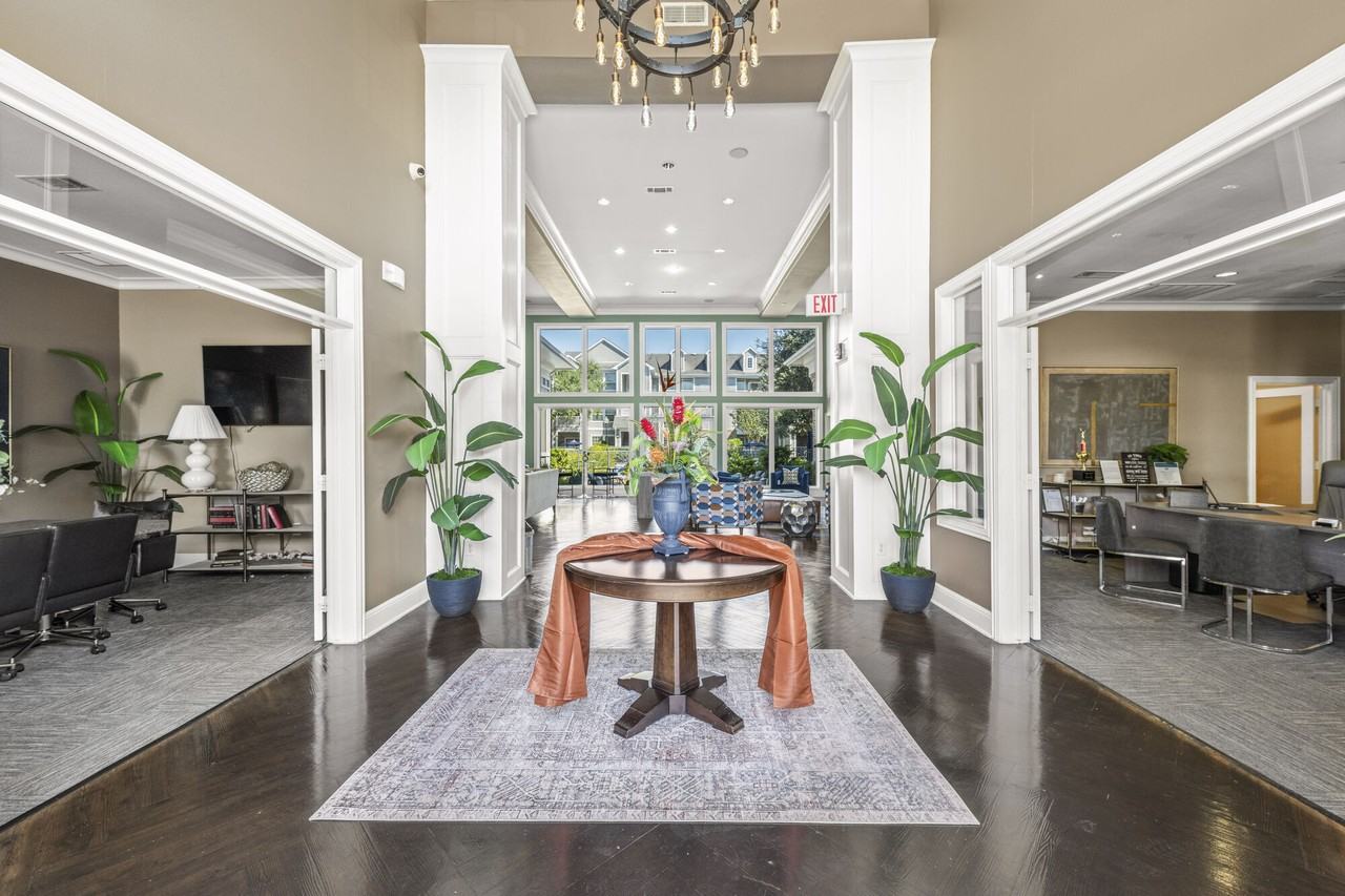 The Pointe at Victoria - Photo 7 of 38