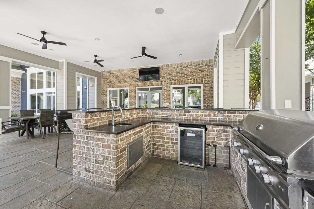 The Pointe at Victoria - Photo 5 of 38