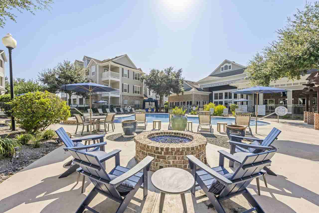 The Pointe at Victoria - Photo 3 of 38