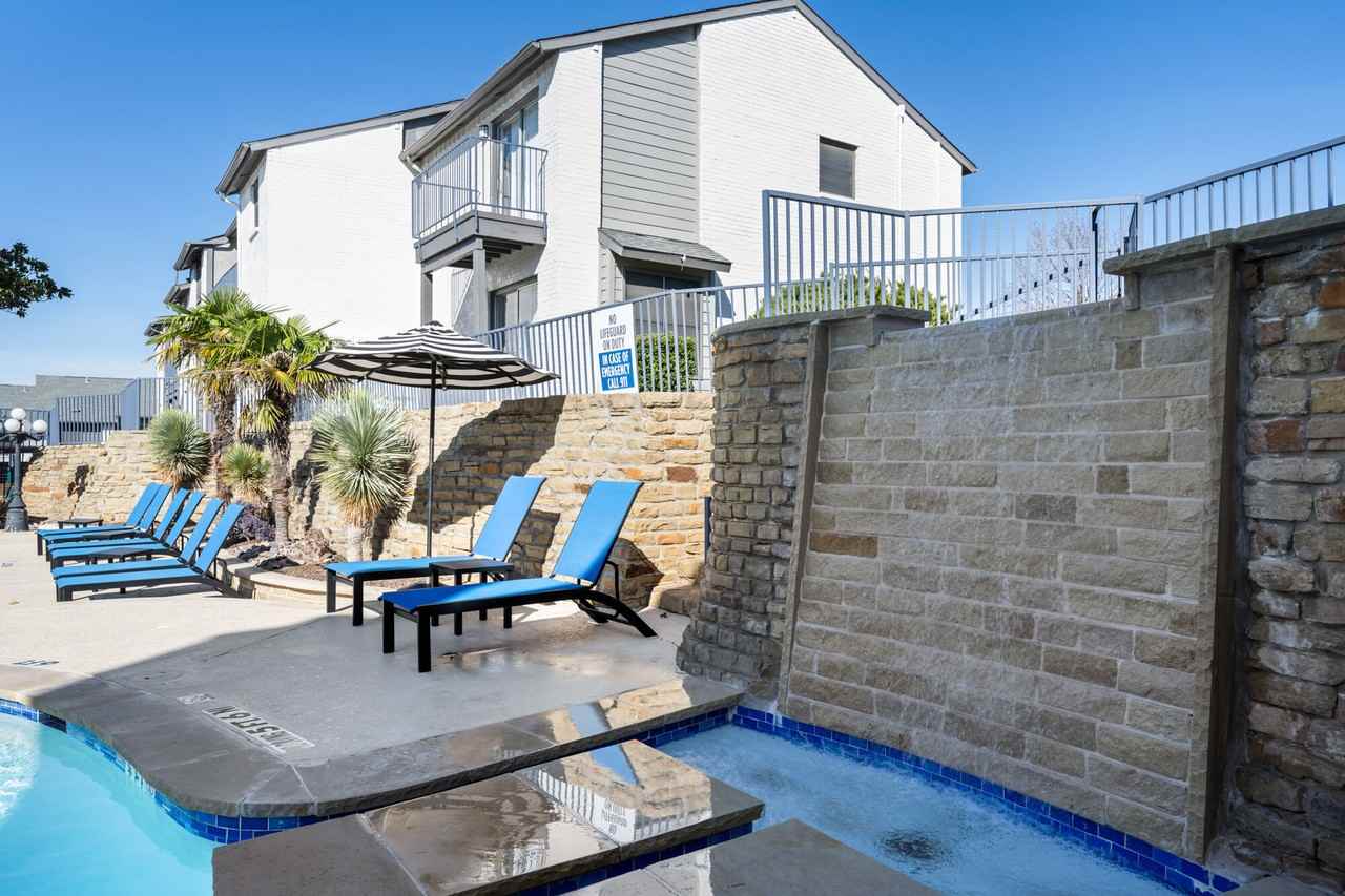 18Eleven Frankford - Photo 3 of 32