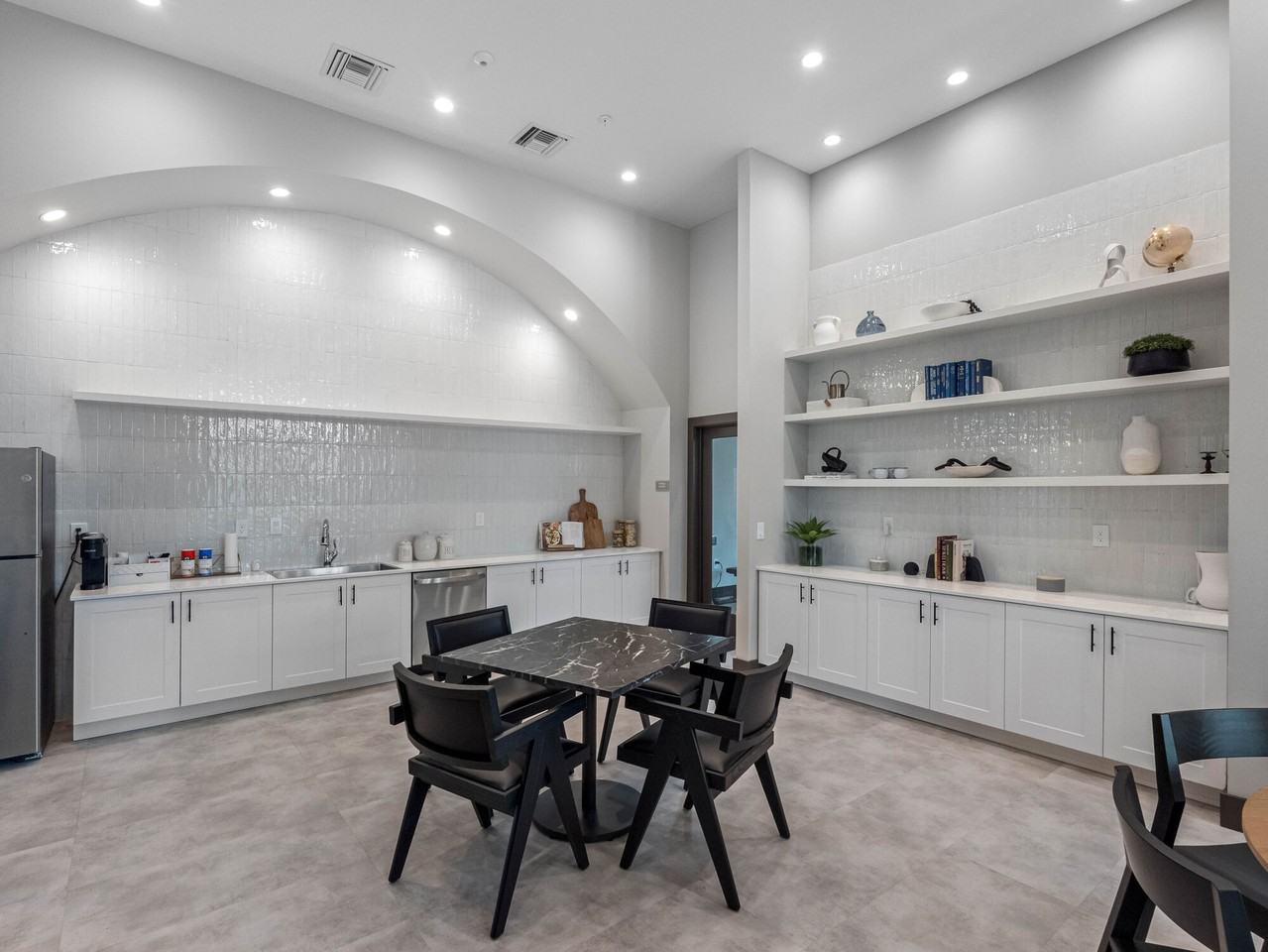 Ekos Arbor Park - Photo 4 of 33