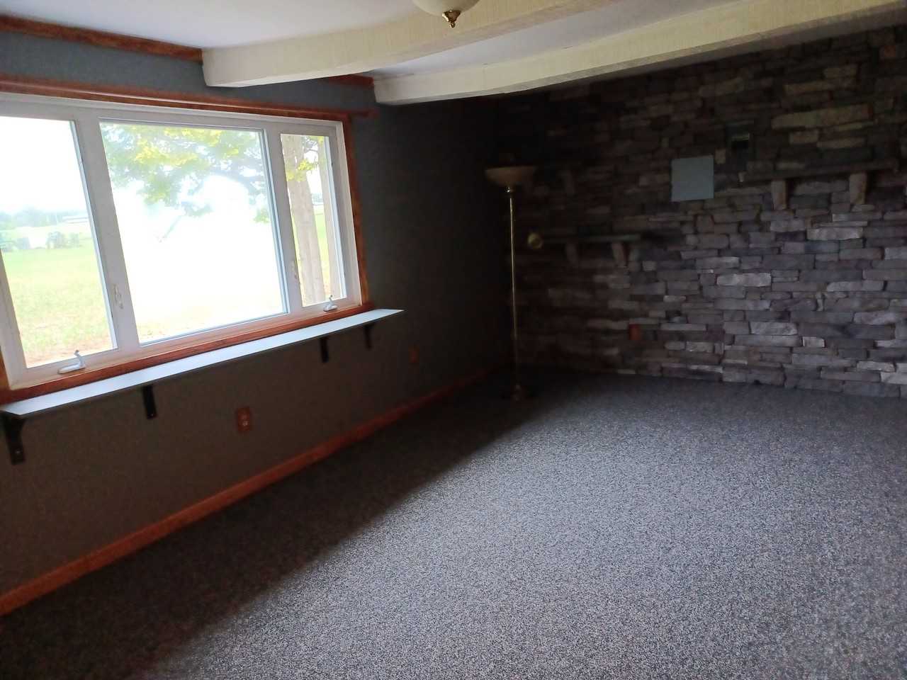 466 Campbelltown Road - Photo 3 of 9