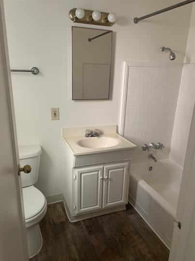 Carol Manor - 3008 O St. - Photo 3 of 5