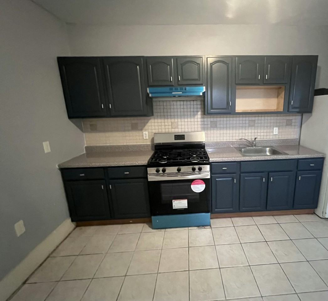 311 Summer Avenue, Unit 2 - Photo 6 of 9