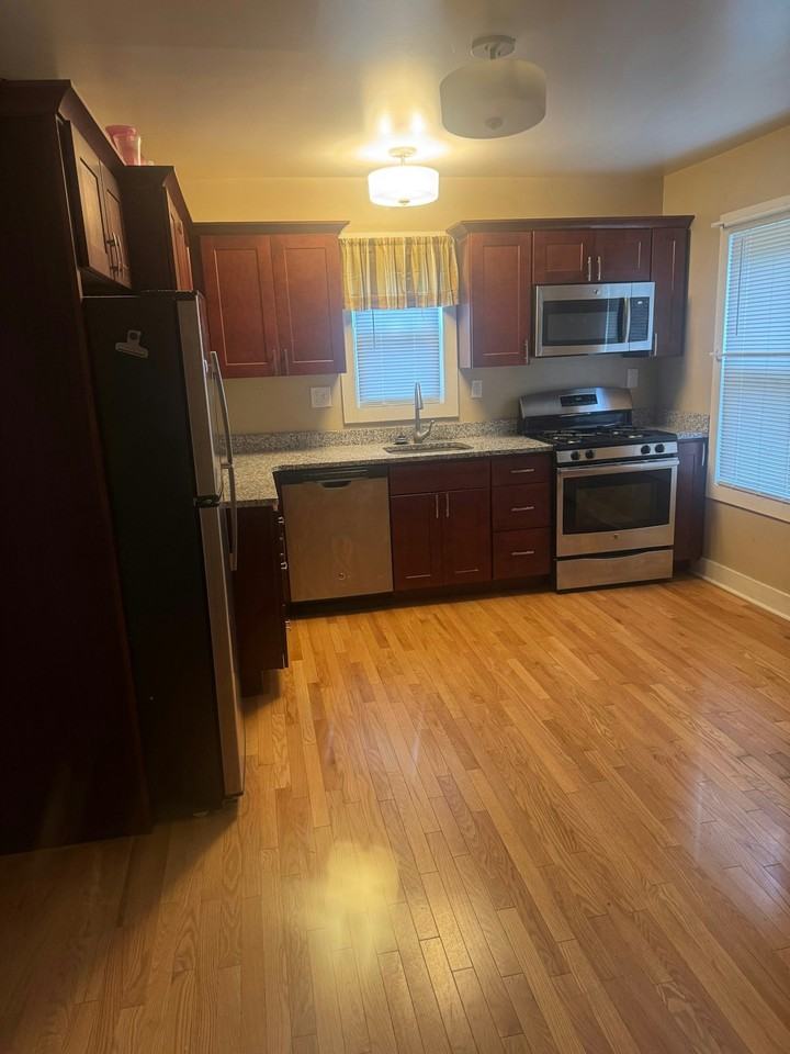 101 Bowling Ln #2 - Photo 3 of 11