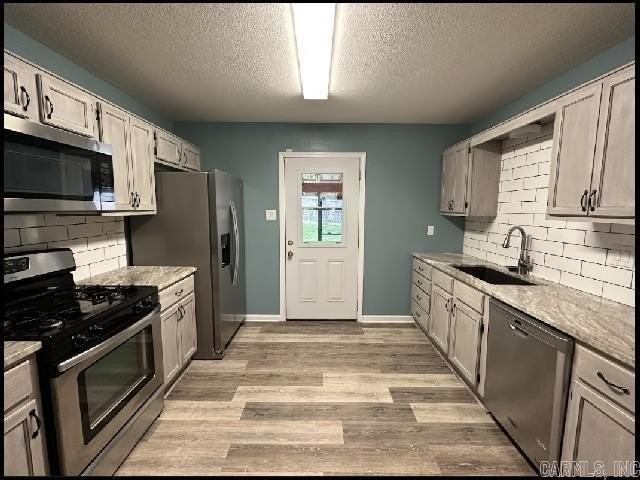 2704 Timbermist Cir - Photo 4 of 12