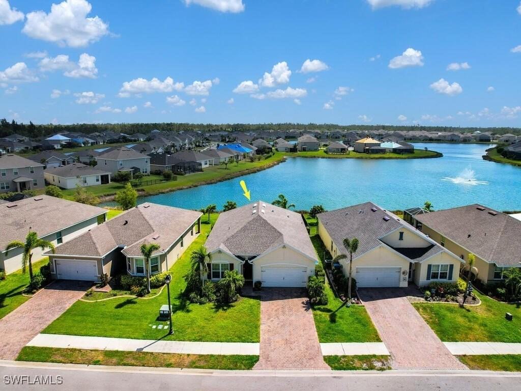 3446 Acapulco Cir - Photo 2 of 41