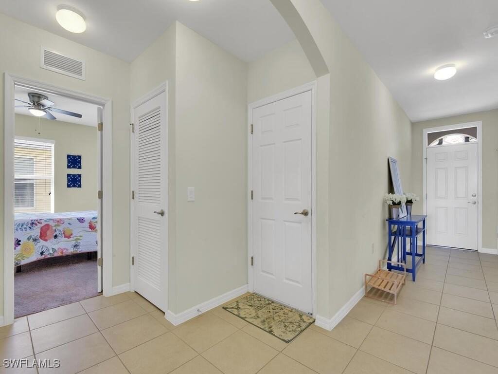 3446 Acapulco Cir - Photo 4 of 41