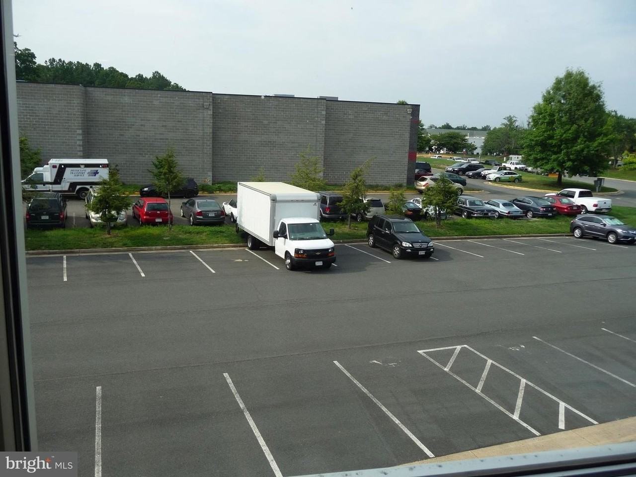 22611 Markey Ct - Photo 6 of 28