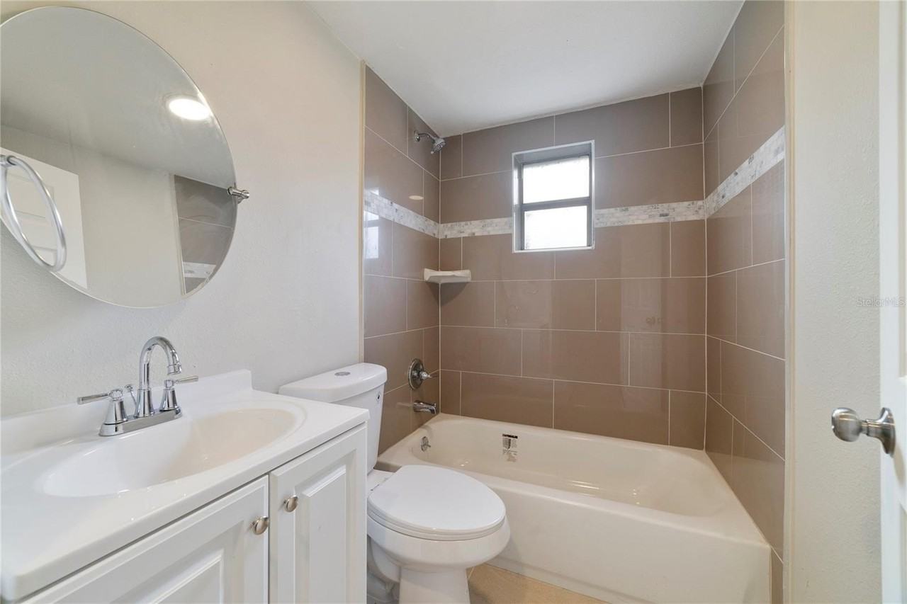 2441 Church St #A - Photo 5 of 13