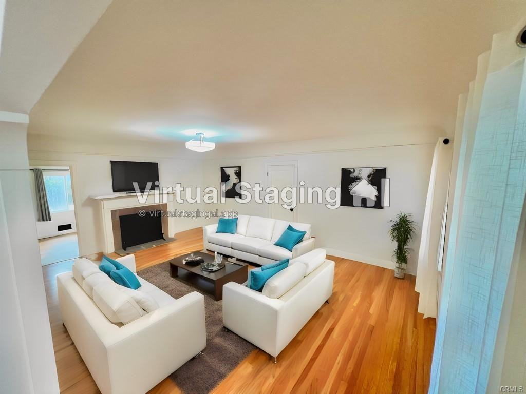 512 Spencer St - Photo 2 of 8