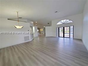 9733 Nw 52nd Pl - Photo 7 of 8