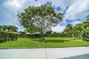 7803 Nw 70th Ave - Photo 6 of 8