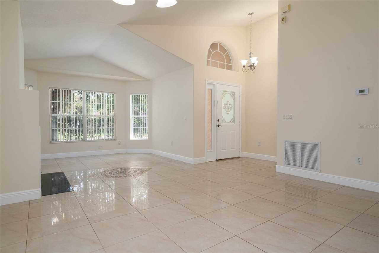 3241 Alling Ct - Photo 2 of 29