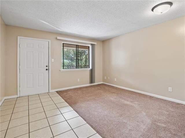 400 Voters Rd - Photo 2 of 8