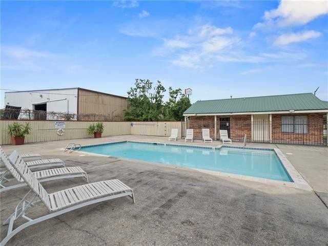 400 Voters Rd - Photo 7 of 8