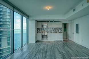 650 Ne 32nd St #1208 - Photo 1 of 1