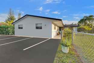 5310 Nw 16th St #C - Photo 1 of 1
