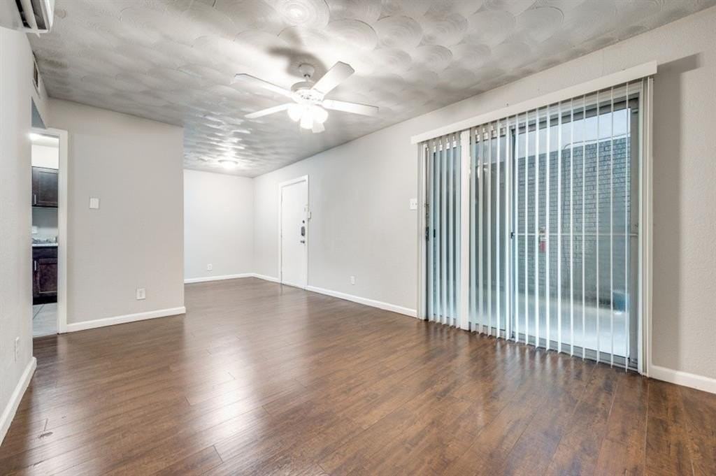 811 Skillman St #104 - Photo 4 of 12