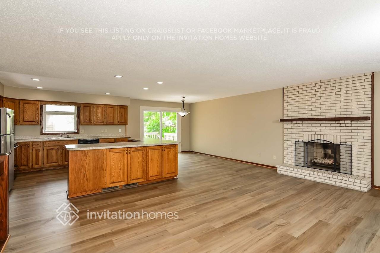 1764 Evergreen Bay - Photo 6 of 19