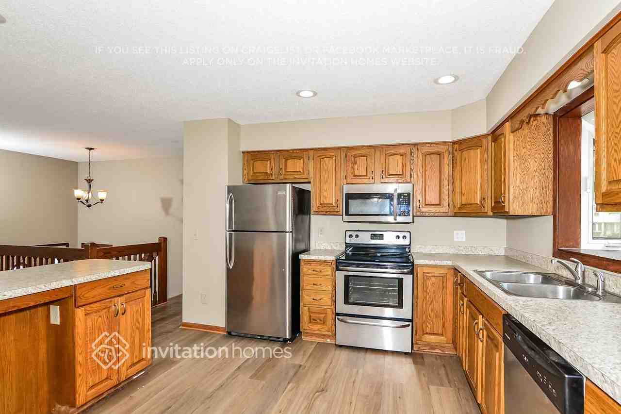 1764 Evergreen Bay - Photo 6 of 16