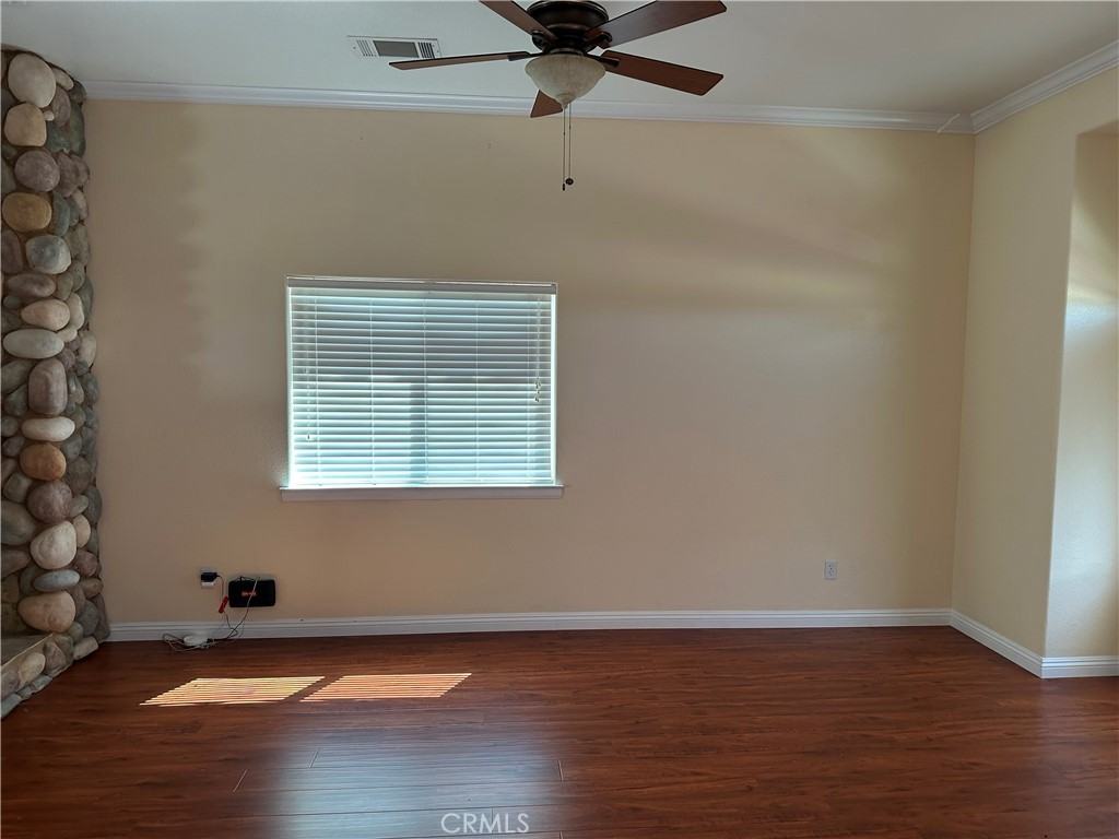 14920 Fireside Ln - Photo 4 of 14