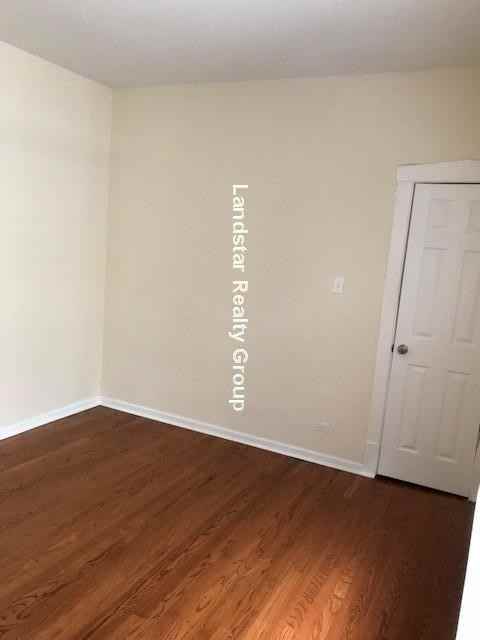 4453 N Hamlin Ave #2 - Photo 3 of 9