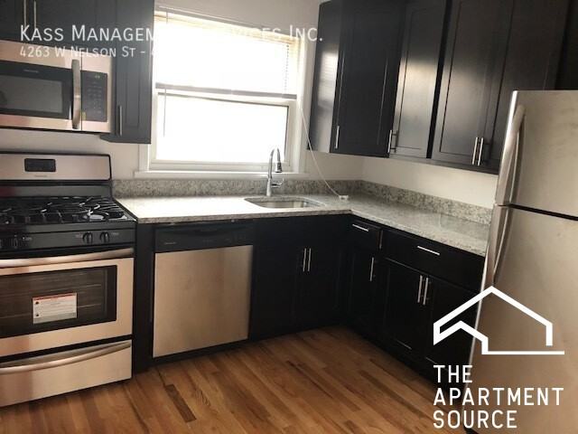 4245 W Nelson St #1 - Photo 3 of 9