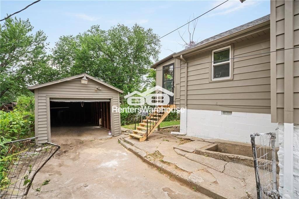 3408 Mersington Ave - Photo 3 of 14