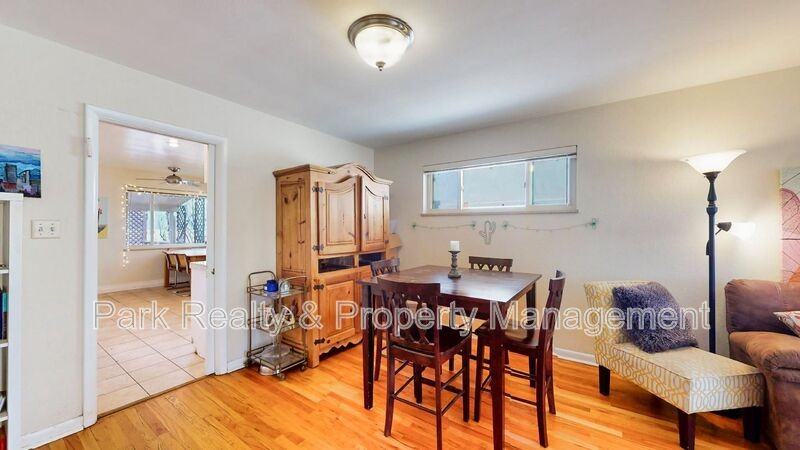 715 Ivanhoe St - Photo 7 of 43