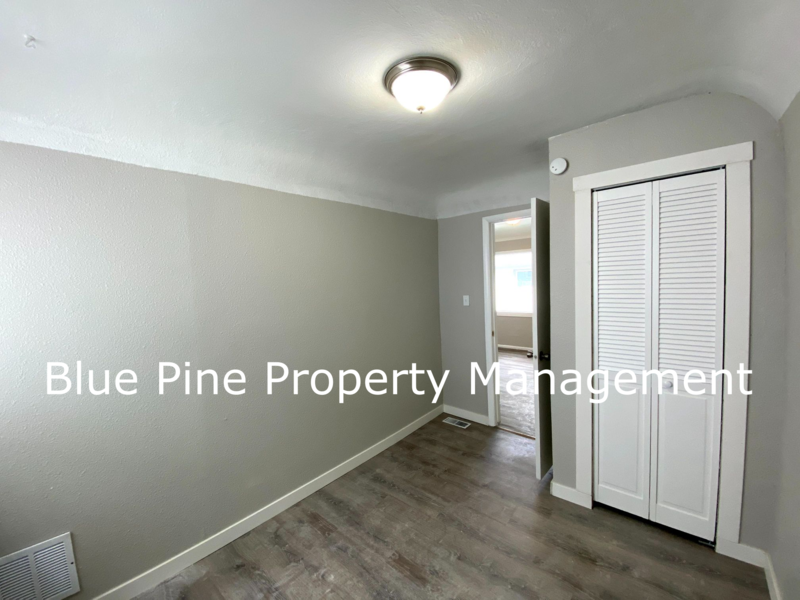 1136 S 2nd Ave #A - Photo 7 of 10