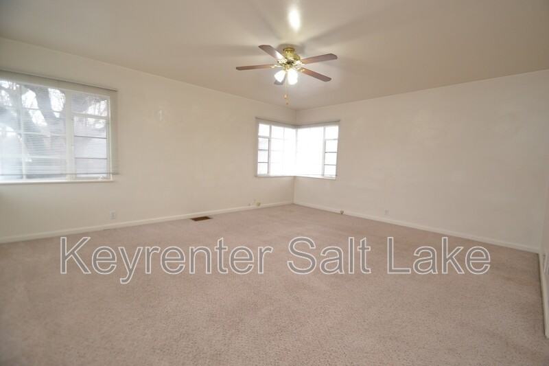 1594 S St #1594 - Photo 3 of 10