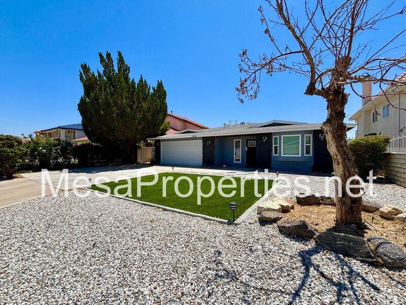 13626 Sea Gull Dr - Photo 2 of 37