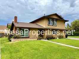 featured image of 1749 E Fairfield Ct #1