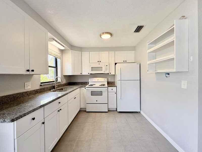 3182 Downing St - Photo 4 of 35