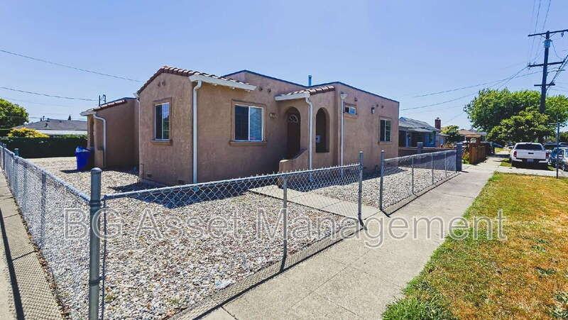 1770 Garvin Ave - Photo 2 of 16